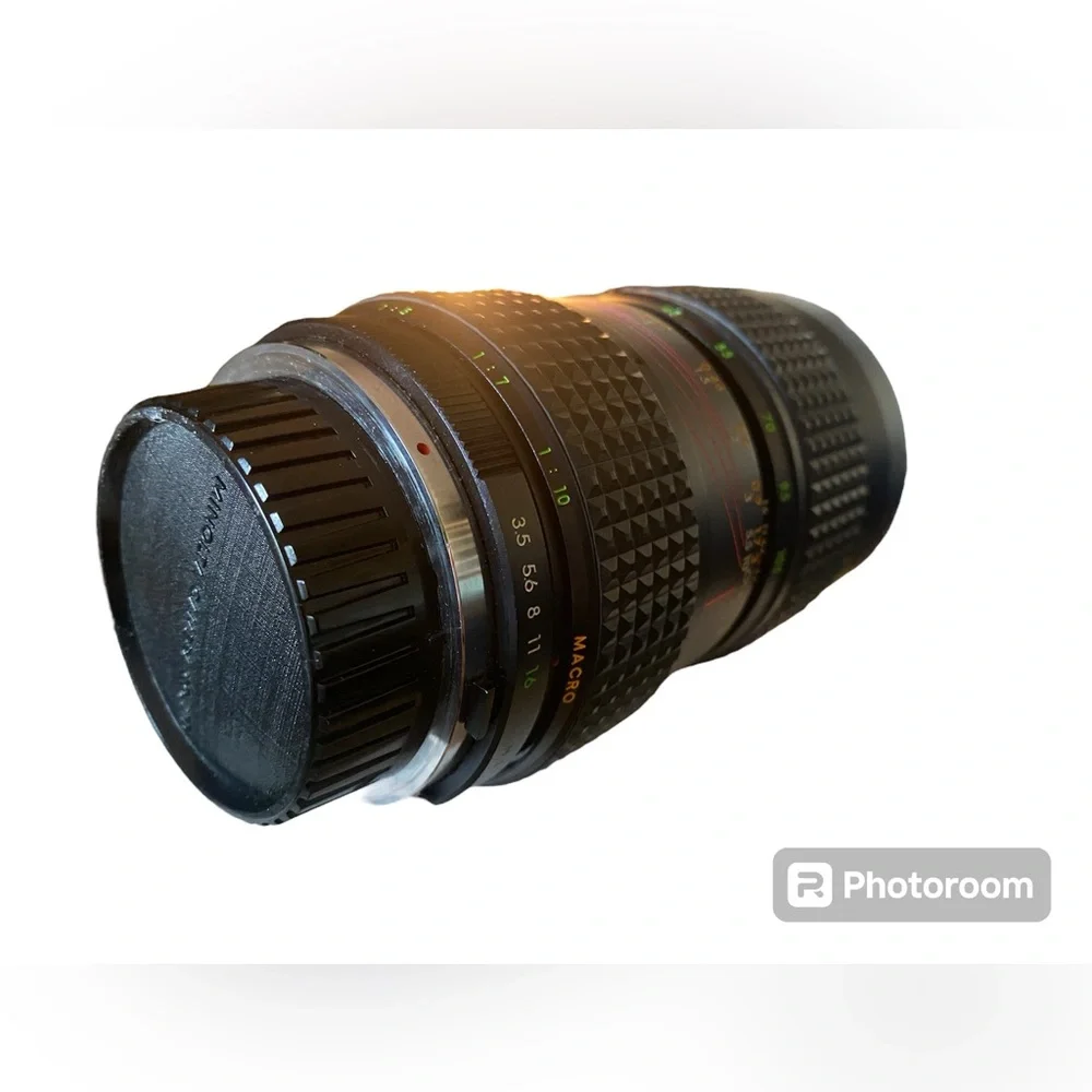 Vintage Focal 35-105mm f/3.5 lens for Minolta - Picture 3 of 9